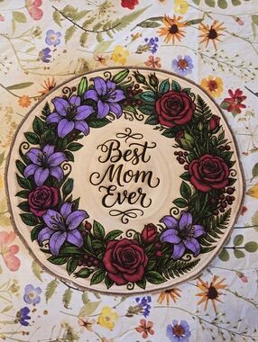 10 Inch, Round, Best Mom Ever Floral Wood Sign - Red & Purple Wreath